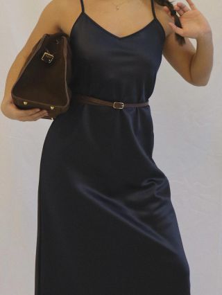 NOVINKA 🫐 MIDI tmavě modré šaty pro všechny typy postav🦋 #dress #haillofashion #ceskaznacka