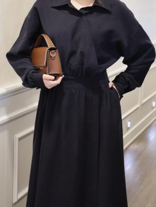 Námořnická modrá 🌌 #ceskavyroba #namornickamodra #šaty